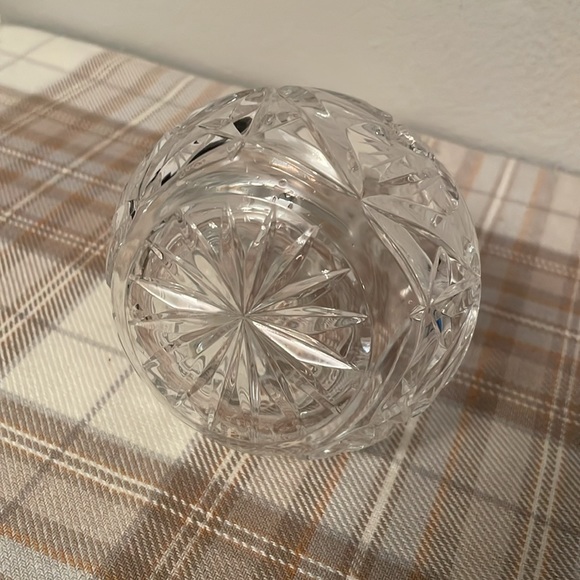 Cruet Cut Glass Crystal Oil or Vinegar Decanter with Stopper - Picture 3 of 9